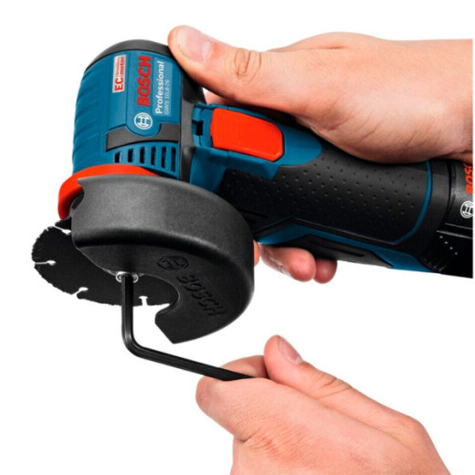 Bosch GWS 12V-76 Professional, акумуляторна кутова шліфмашина 76 мм, 2 акумулятори 12 В 3.0 Ah, зарядний пристрій GAL 12V-40, 3 диски, L-BOXX 102 - 0.601.9F2.00B