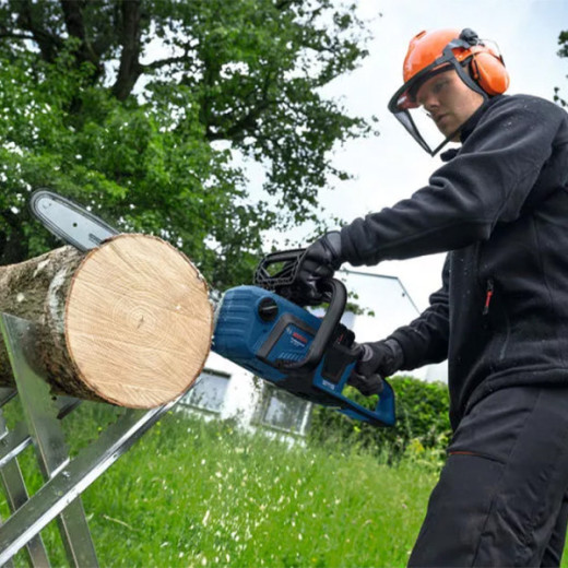 Bosch Professional GKE 18V-40, акумуляторна ланцюгова пила з безщітковим двигуном BITURBO Brushless та шиною 40 см, без акумулятора та зарядного пристрою - 0.600.8D3.000