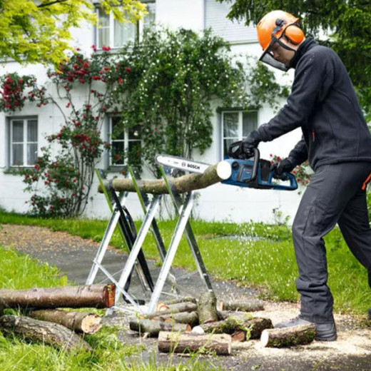 Bosch Professional GKE 18V-40, акумуляторна ланцюгова пила з безщітковим двигуном BITURBO Brushless та шиною 40 см, без акумулятора та зарядного пристрою - 0.600.8D3.000