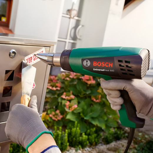 Bosch UniversalHeat 600, технічний фен потужністю 1800 Вт з трьома температурними режимами - 0.603.2A6.120