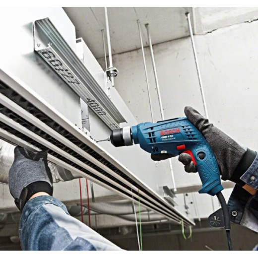 Bosch GBM 6 RE Professional, безударний дриль 350 Вт, патрон 10 мм, реверс, регулювання обертів, компактний корпус - 0.601.472.600
