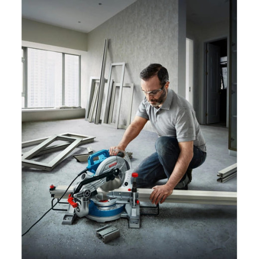 Bosch GCM 216 Professional, торцювальна пила 1300 Вт, диск 216 мм - 0.601.B33.000