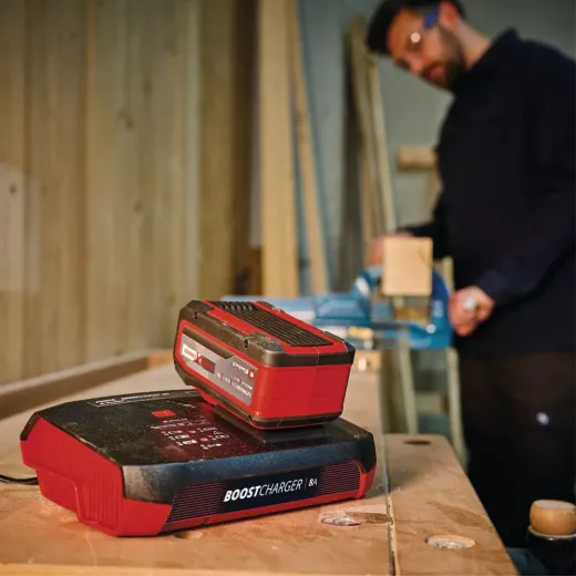 Зарядний пристрій Einhell Power X-Boost Charger 8 A - 4512155