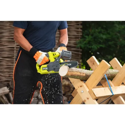 Ryobi RY18CS20A-125, акумуляторна компактна ланцюгова пила ONE+ 18 В з шиною 20 см, 1x2.5 А·год та зарядним пристроєм - 5133005415