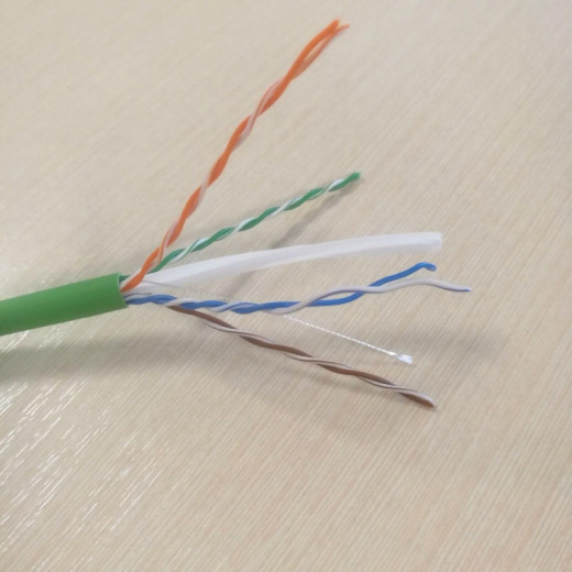 Кабель U/UTP 450/24, кат. 6, AWG 24, з сепаратором, LSZH (CPR C), зелений, 500м, Corning - UU009175405